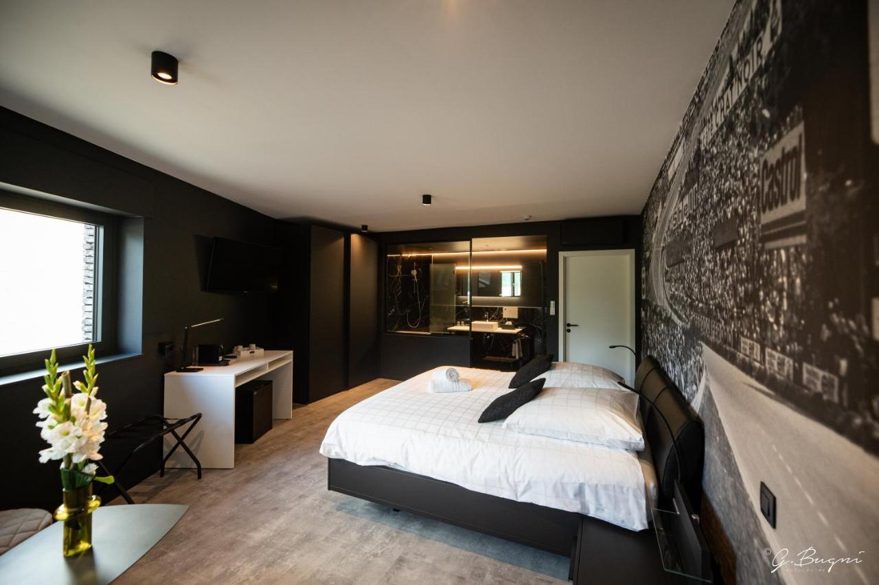 Les Thermes De Spa By La Cour De La Reine Hotel, Suites & Acces Gratuit Au Centre Thermal מראה חיצוני תמונה